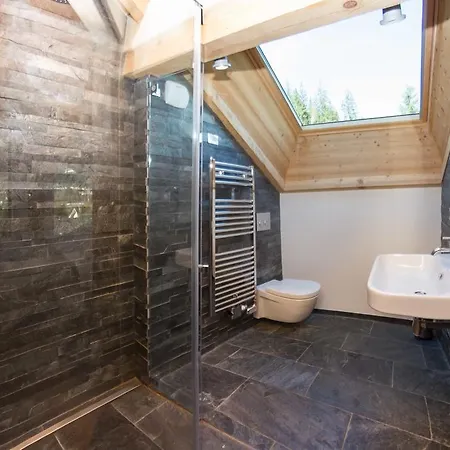Chalet La Source - Year